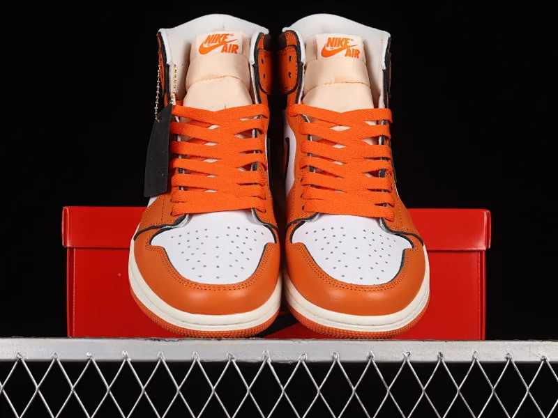 All categories Air Jordan Jordan series basketball shoes Air Jordan 1 High Air Jordan 1 High OG "Starfish" AJ1 Joe 1 Hermes Orange high-top basketball shoes DO9369-101